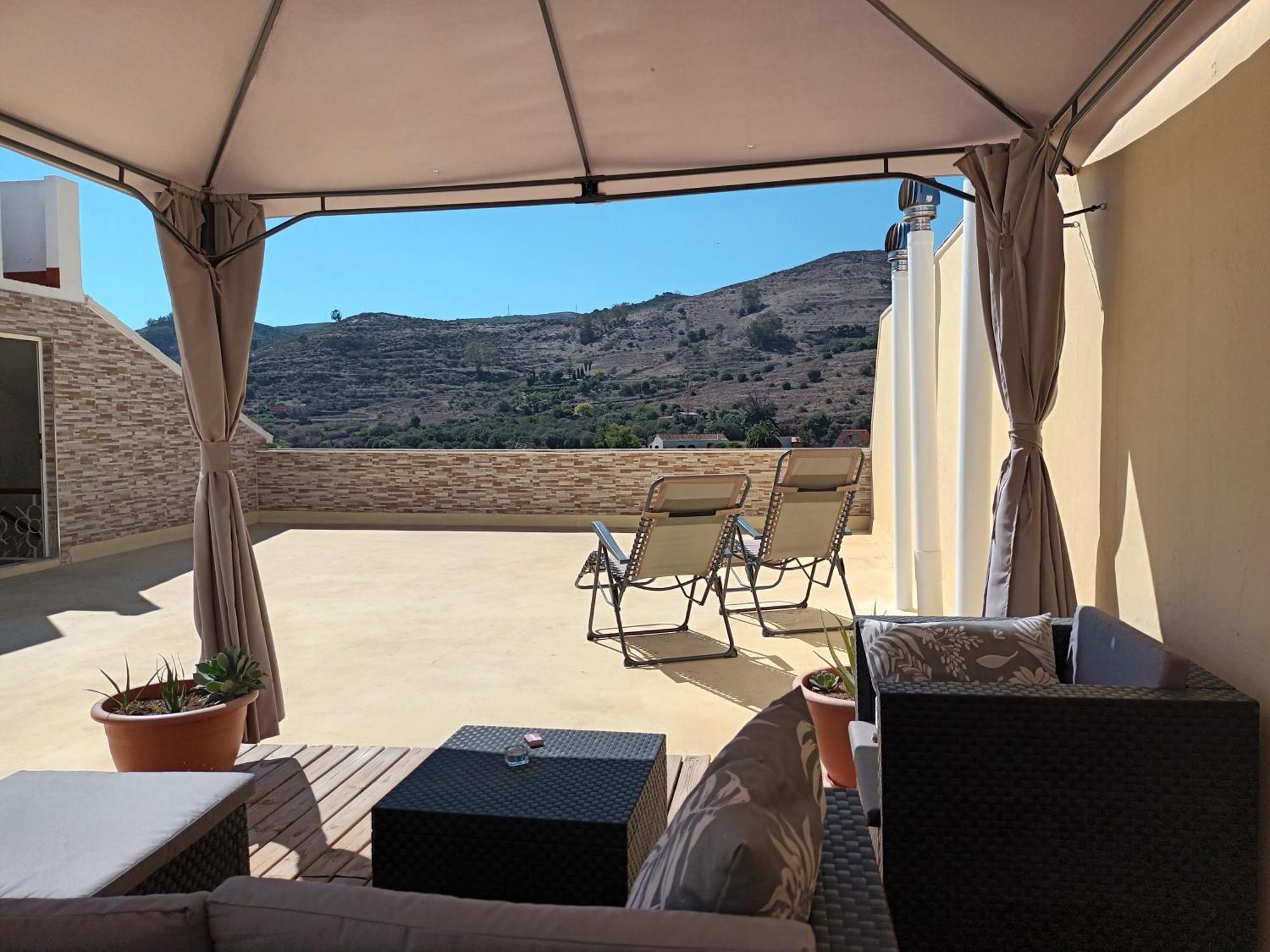 Vivelorural Buena Vista House, El Madronal Guest House Santa Brigida  Luaran gambar